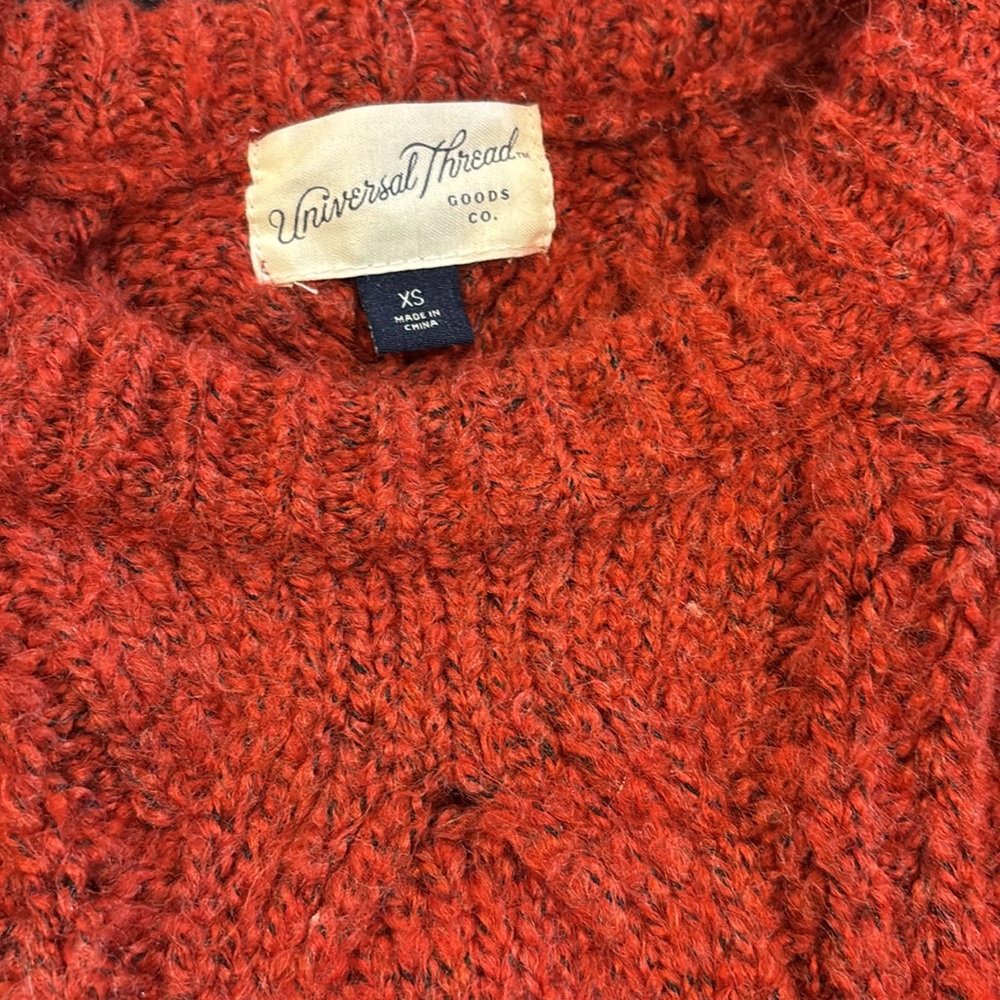 Red sweater - Picture 2 of 2